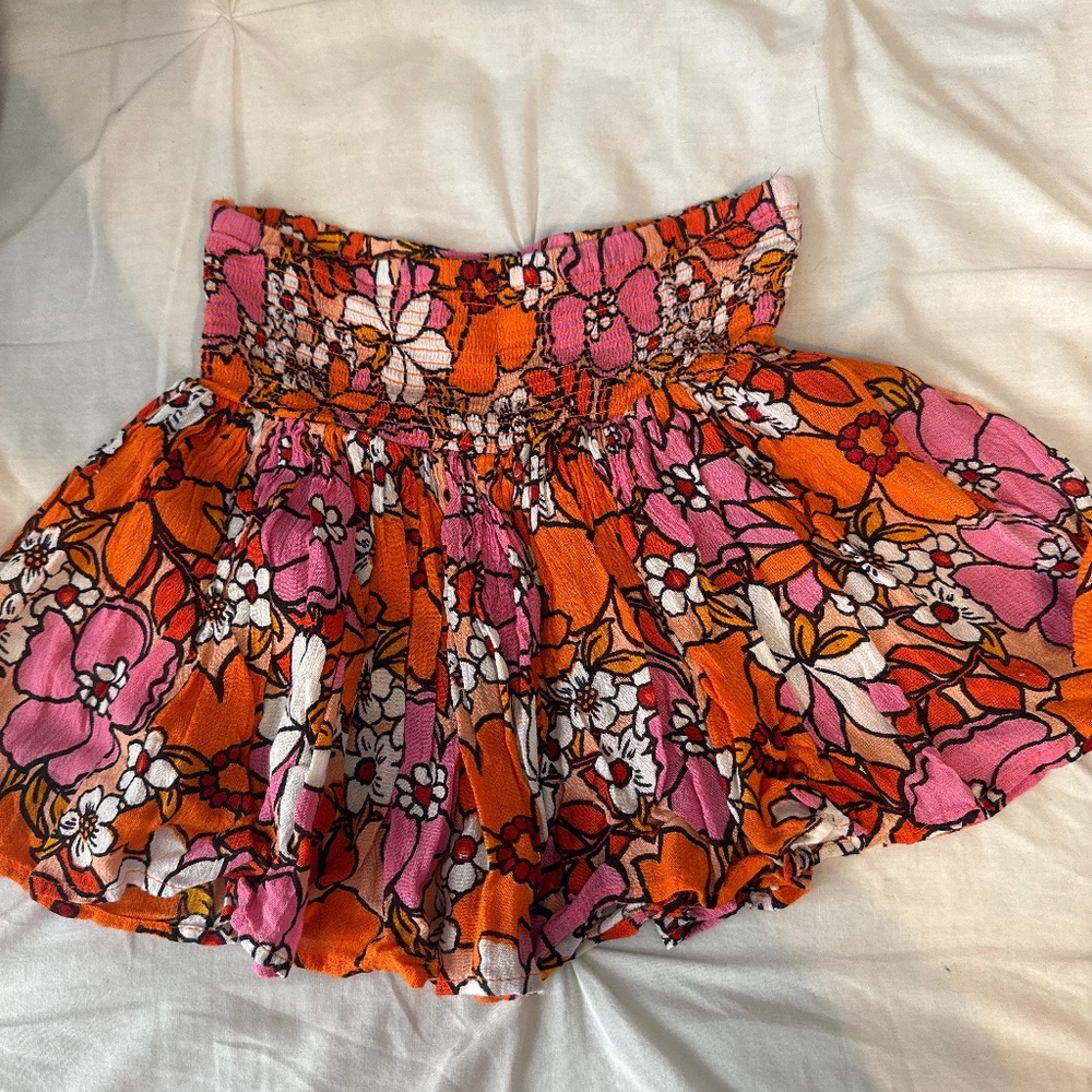 A flower print skirt